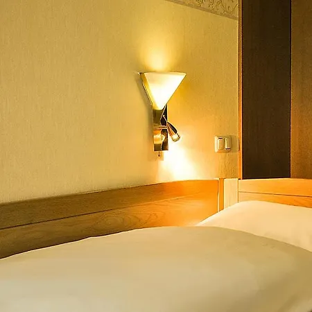 Hotel Hotel-restaurant Schmachtenbergshof 3*